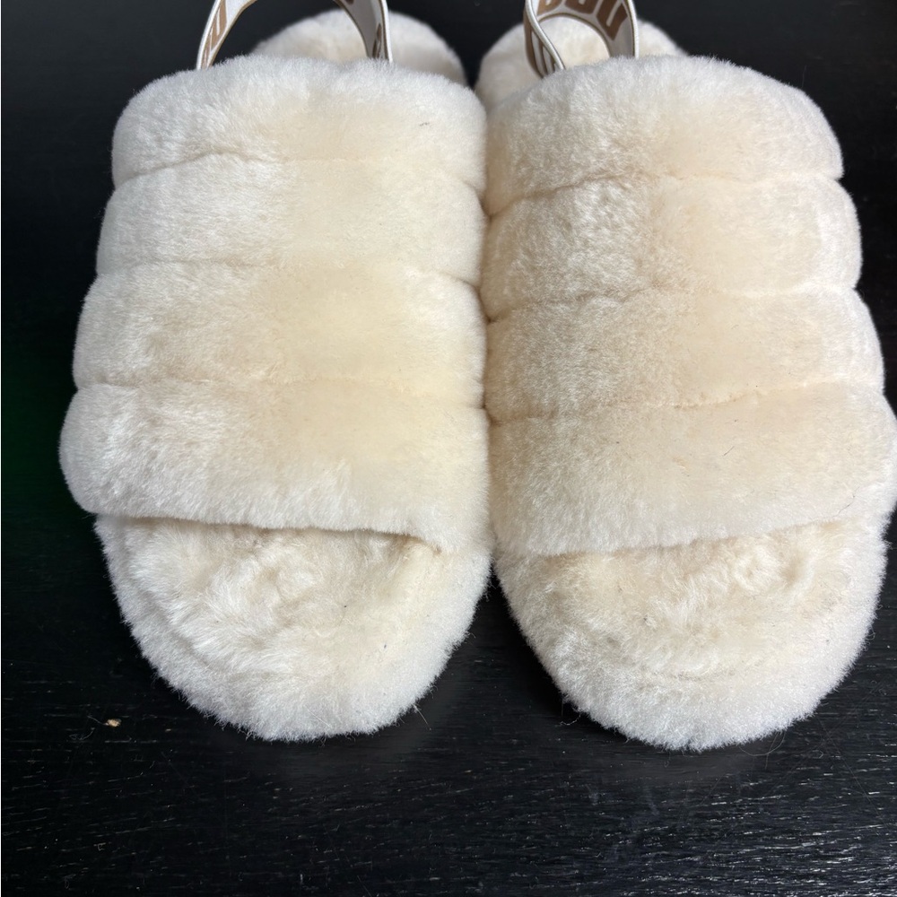UGG Cream Fluffy Slippers